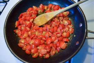 Tomato Basil Spaghetti Squash | www.freshapron.com