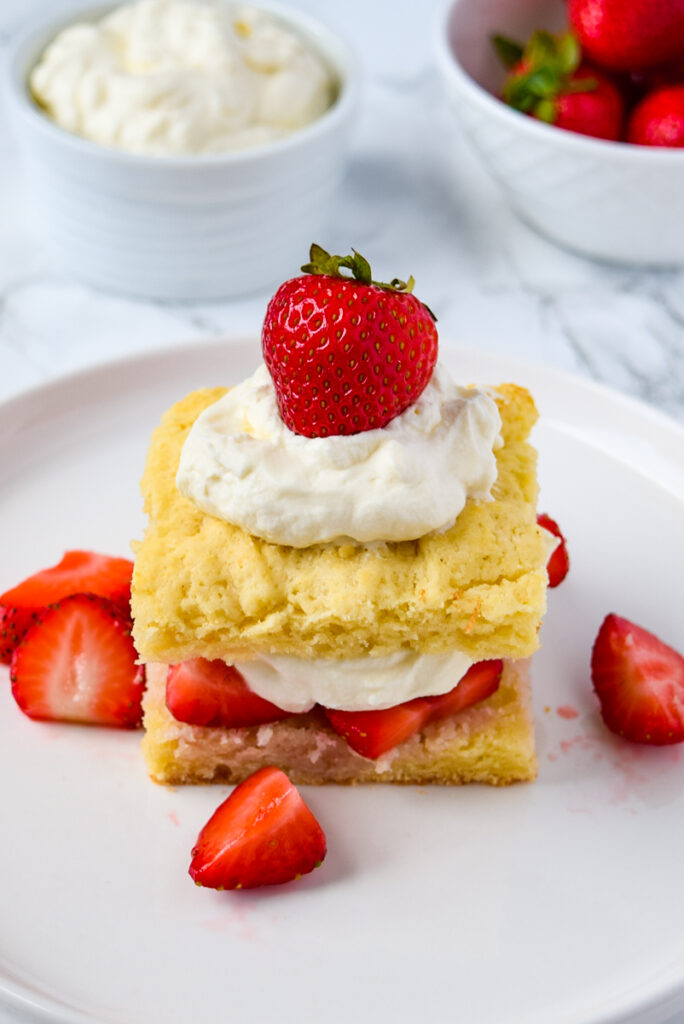 Easy Strawberry Shortcake